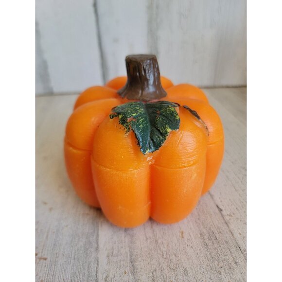 Unique all wax pumpkin candle Halloween fall home decor - Picture 2 of 9